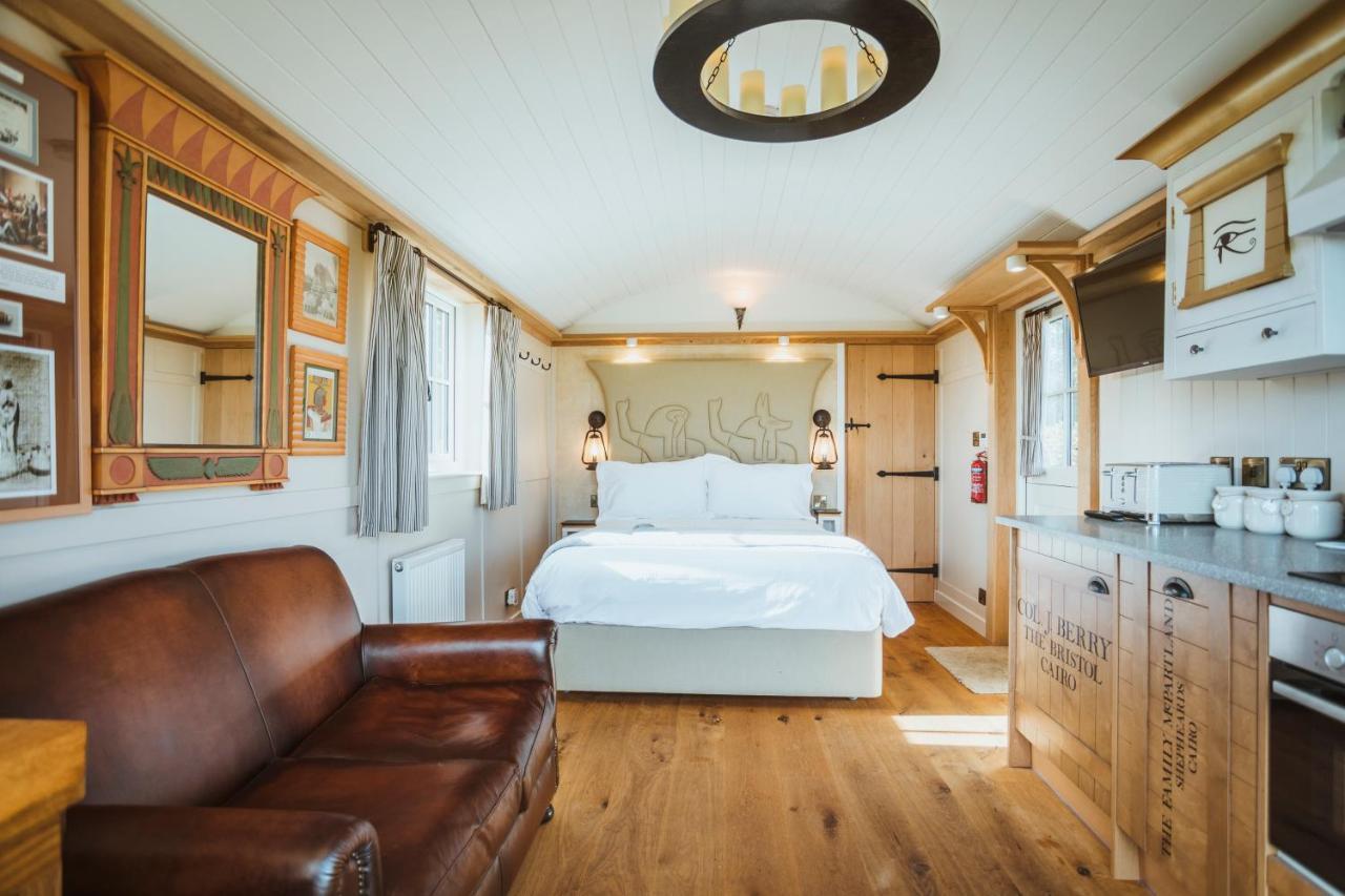 Hornington Manor Luxury Shepherd Huts 요크 외부 사진
